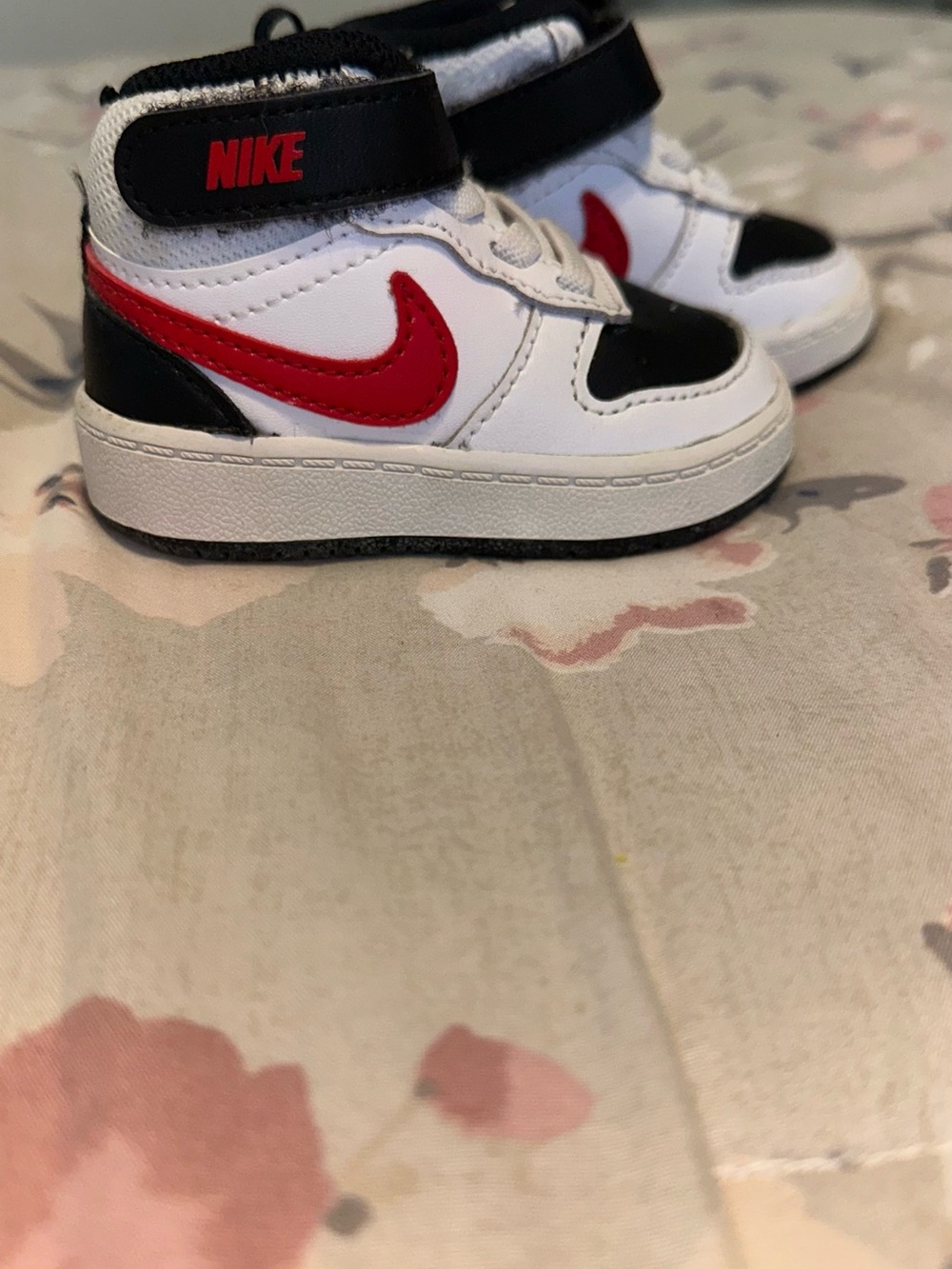 Nike White Black Red Baby High-Top Sneakers